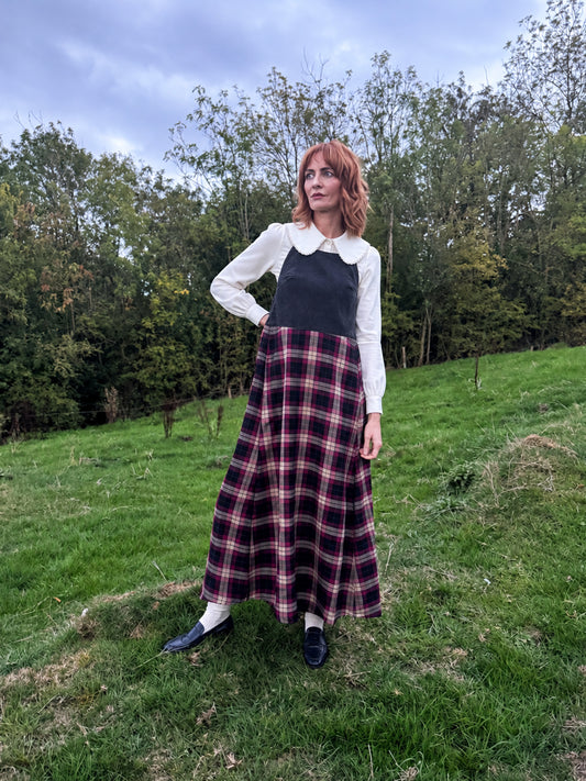 Rita, burgundy check